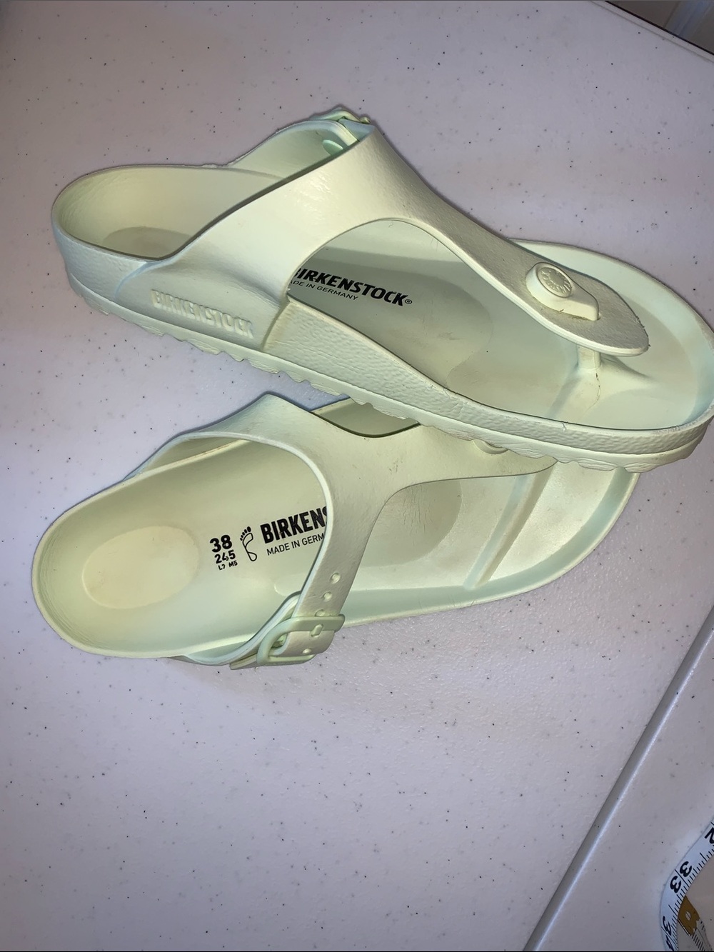 Birkenstock Gizeh Sandal - EVA Faded Lime - Women's sz 38